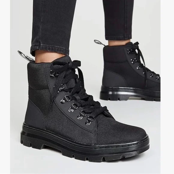 Dr. Martens Combs W Boot - Picture 1 of 10